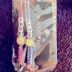 New 2 Hot Topic Cat Charms Meow Purr Friendship Bracelets Adjustable Blackheart